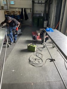 stainless table rapirs and welding duel