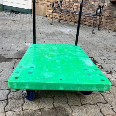 green platforom trolley